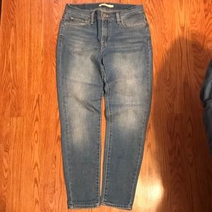 Levi’s 710 Super Skinny Light wash sz 29